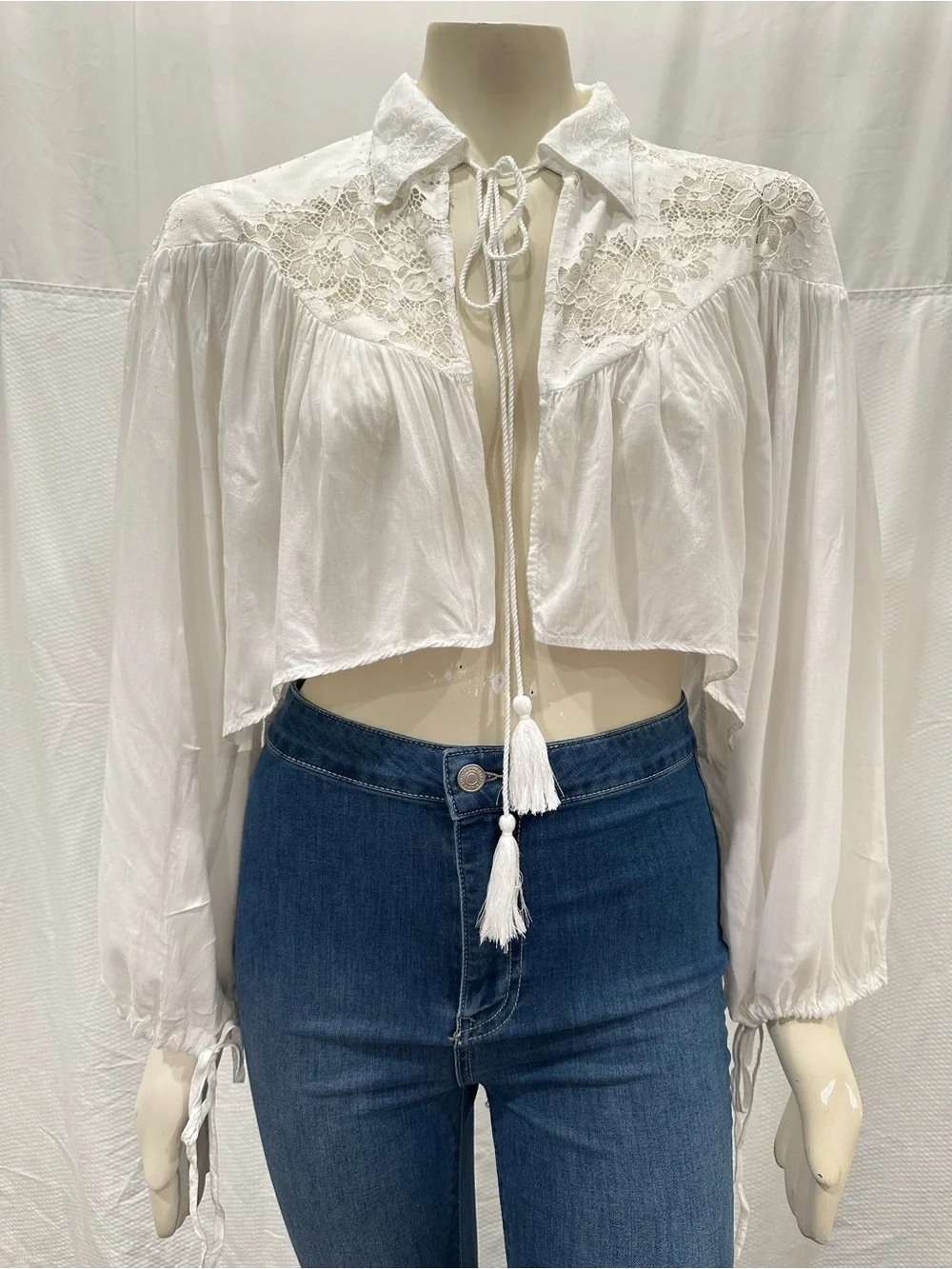 Anthropologie Maeve Cropped Lace Shrug OZ